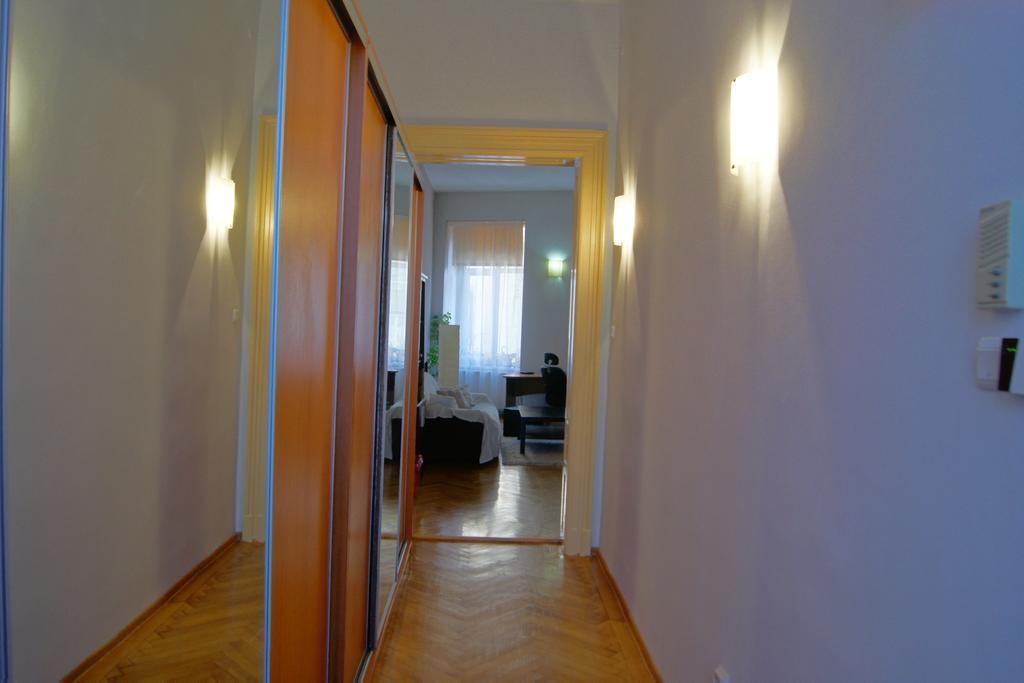 Appartement Stylish Studio Kronstadt à Braşov Chambre photo